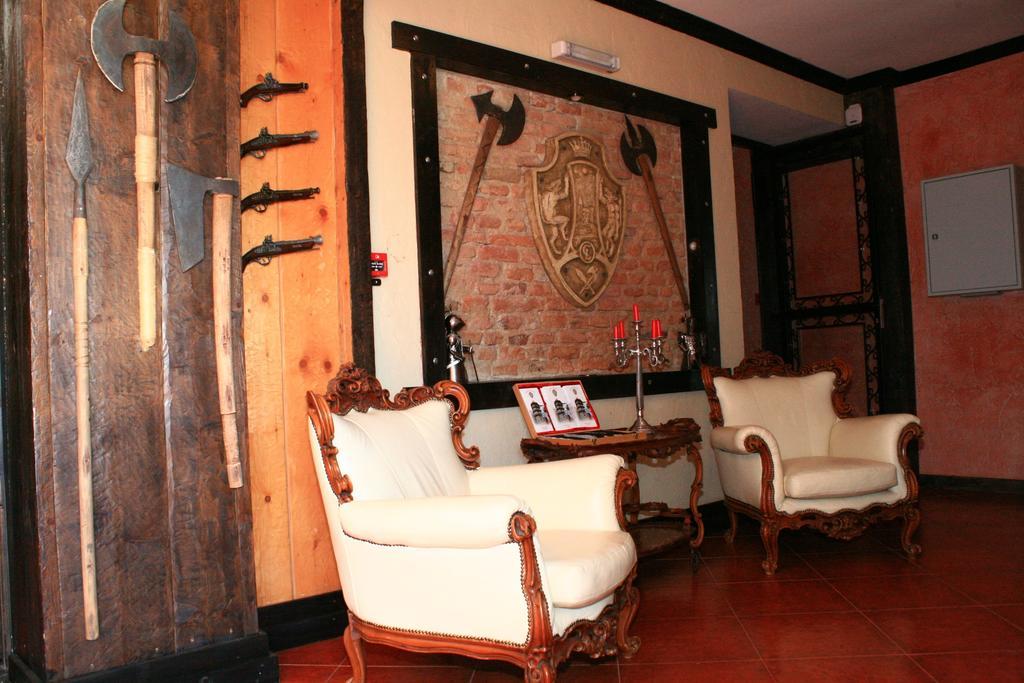 Castelul Lupilor Otel Chimindia Dış mekan fotoğraf