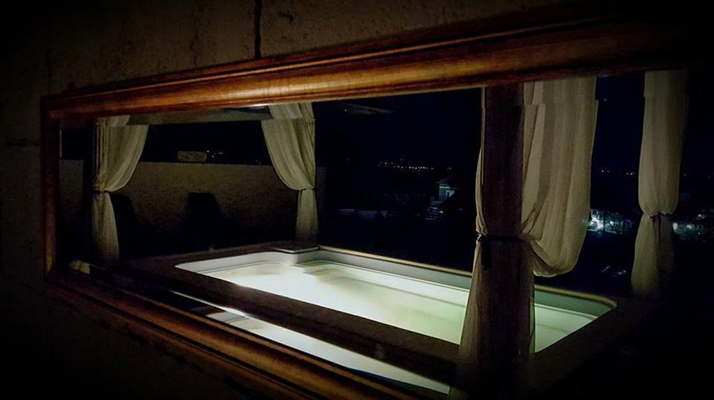 Castelul Lupilor Otel Chimindia Dış mekan fotoğraf